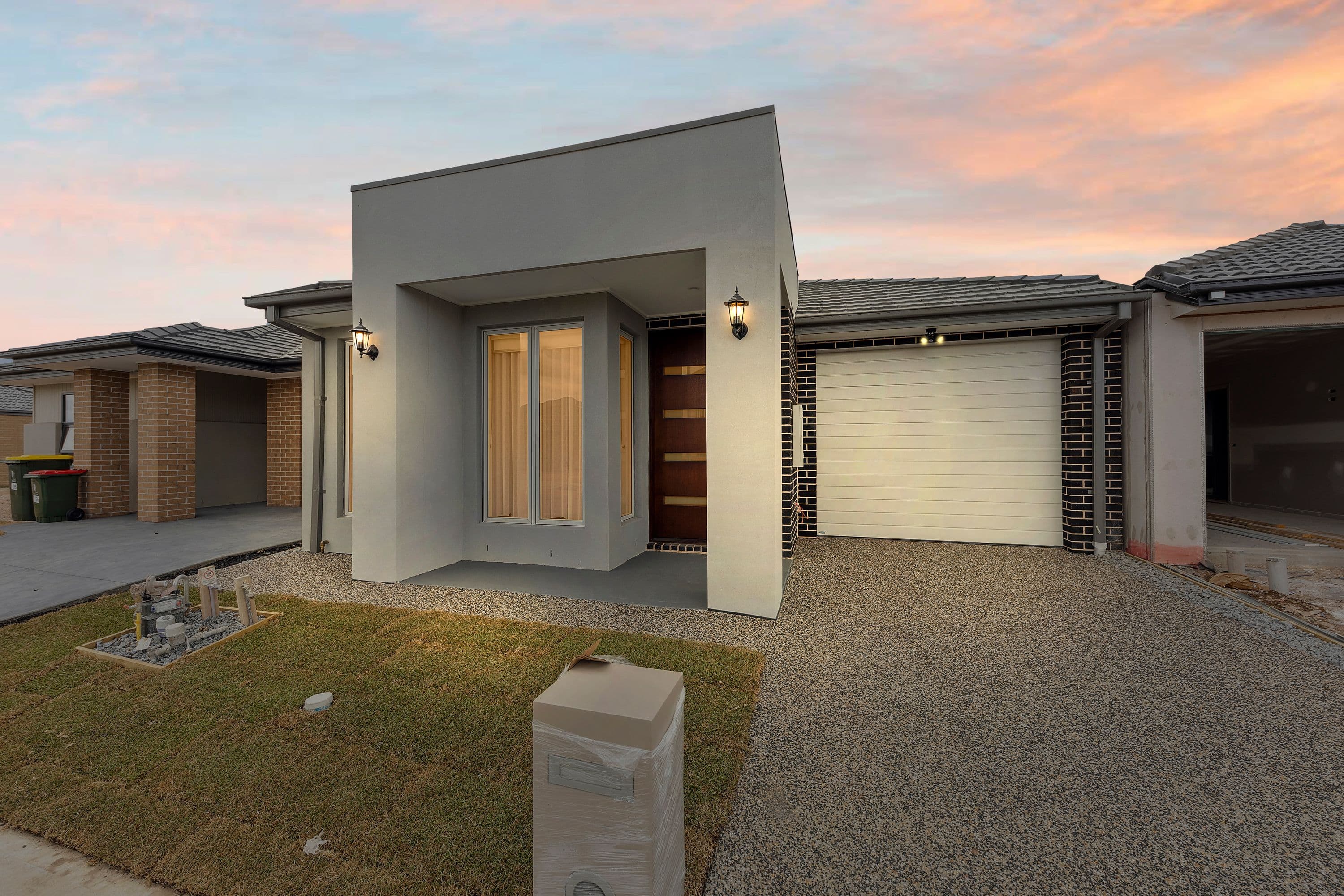 27 Harlem Way, Berwick VIC 3806, Berwick - Thumbnail 2