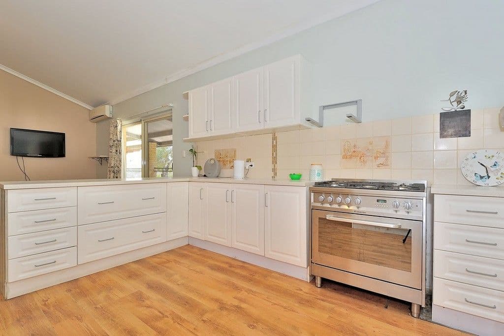 366 Gray Road, Bindoon WA 6502, Bindoon - Thumbnail 2