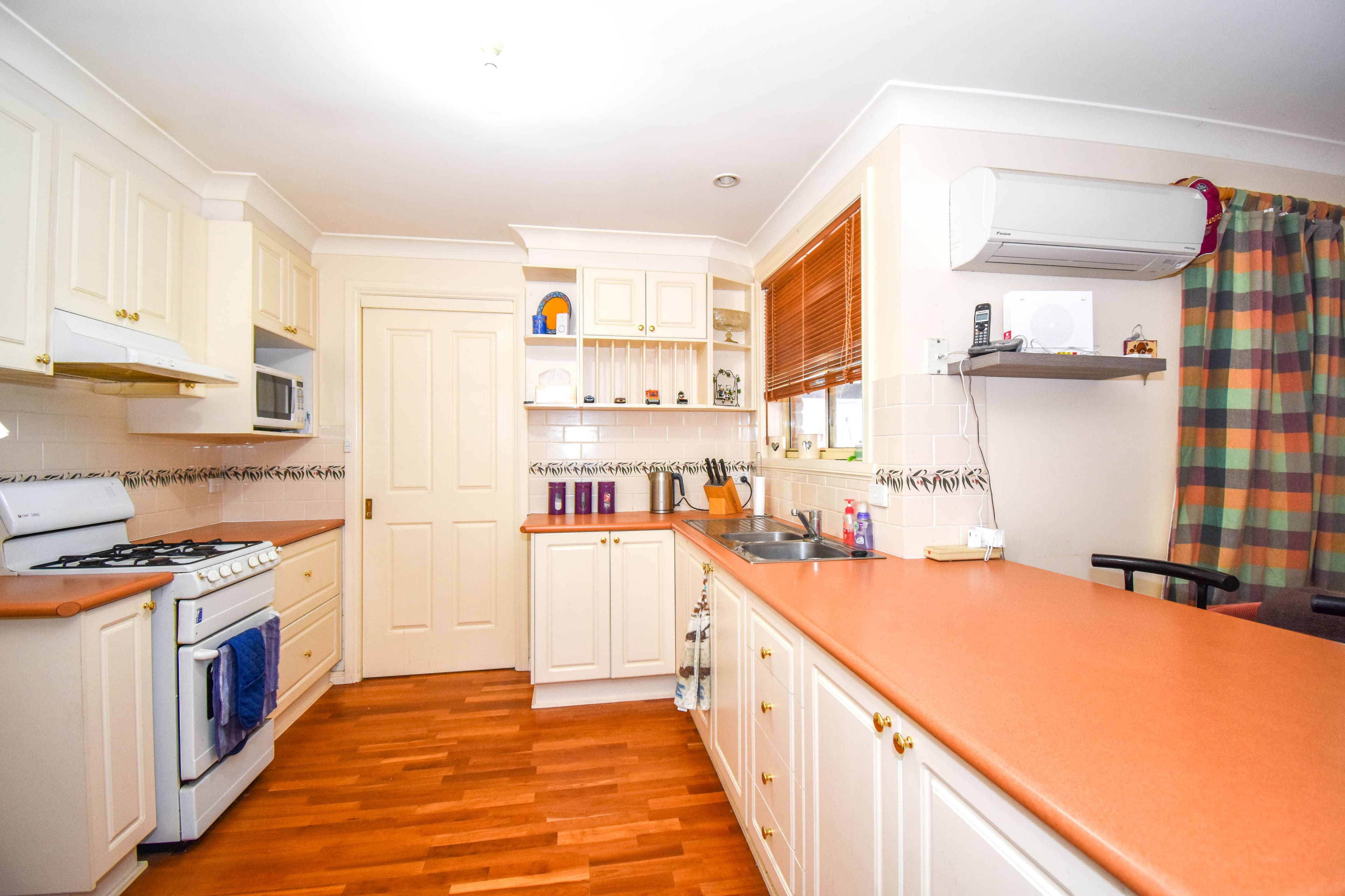 8 Ullathorne Close, Windradyne NSW 2795, Windradyne - Thumbnail 4