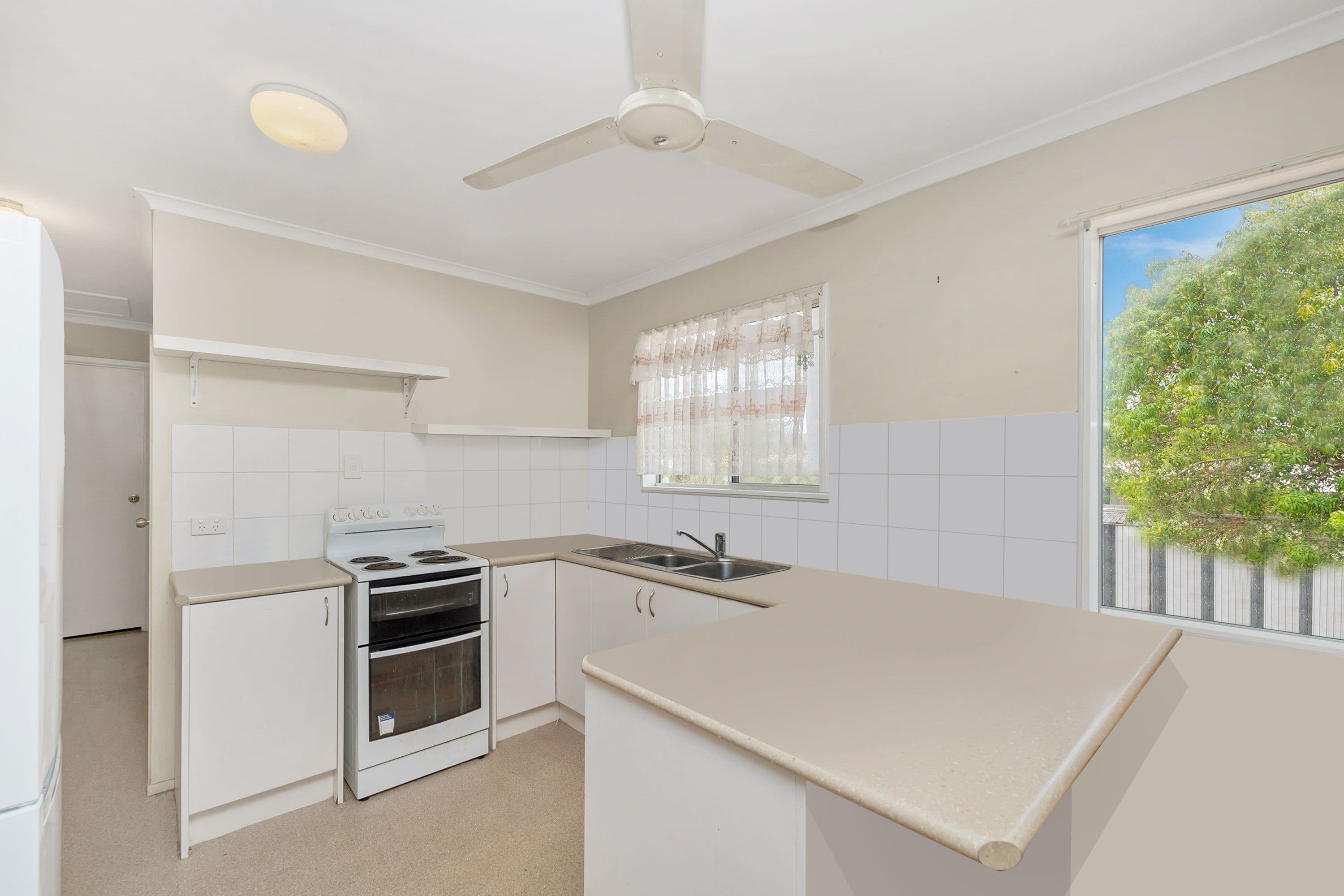 21 Maria Street, Rasmussen QLD 4815, Rasmussen - Thumbnail 2
