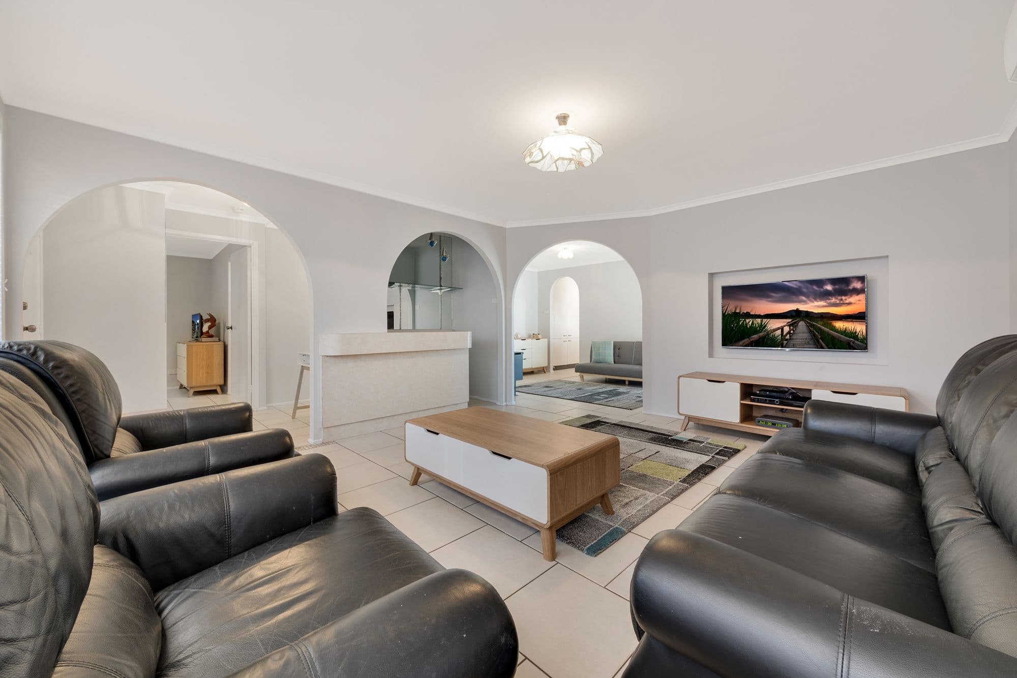 4 Ohio Place, Kearns - Thumbnail 2