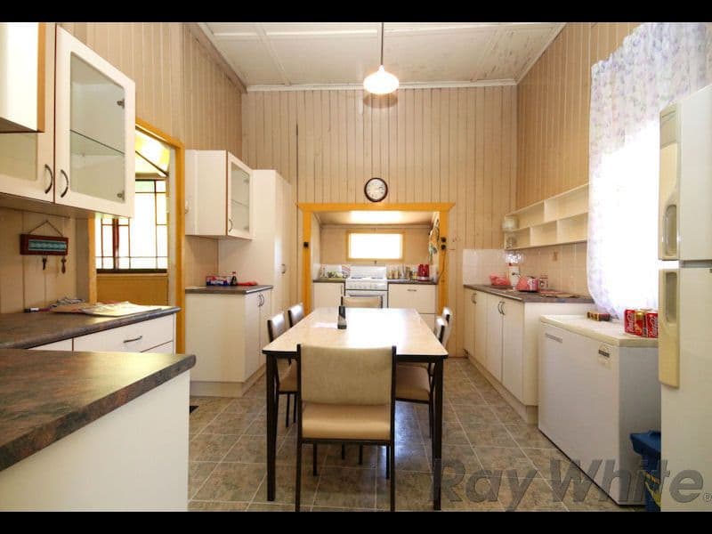 93 Brisbane Road, Bundamba QLD 4304, Bundamba - Thumbnail 5