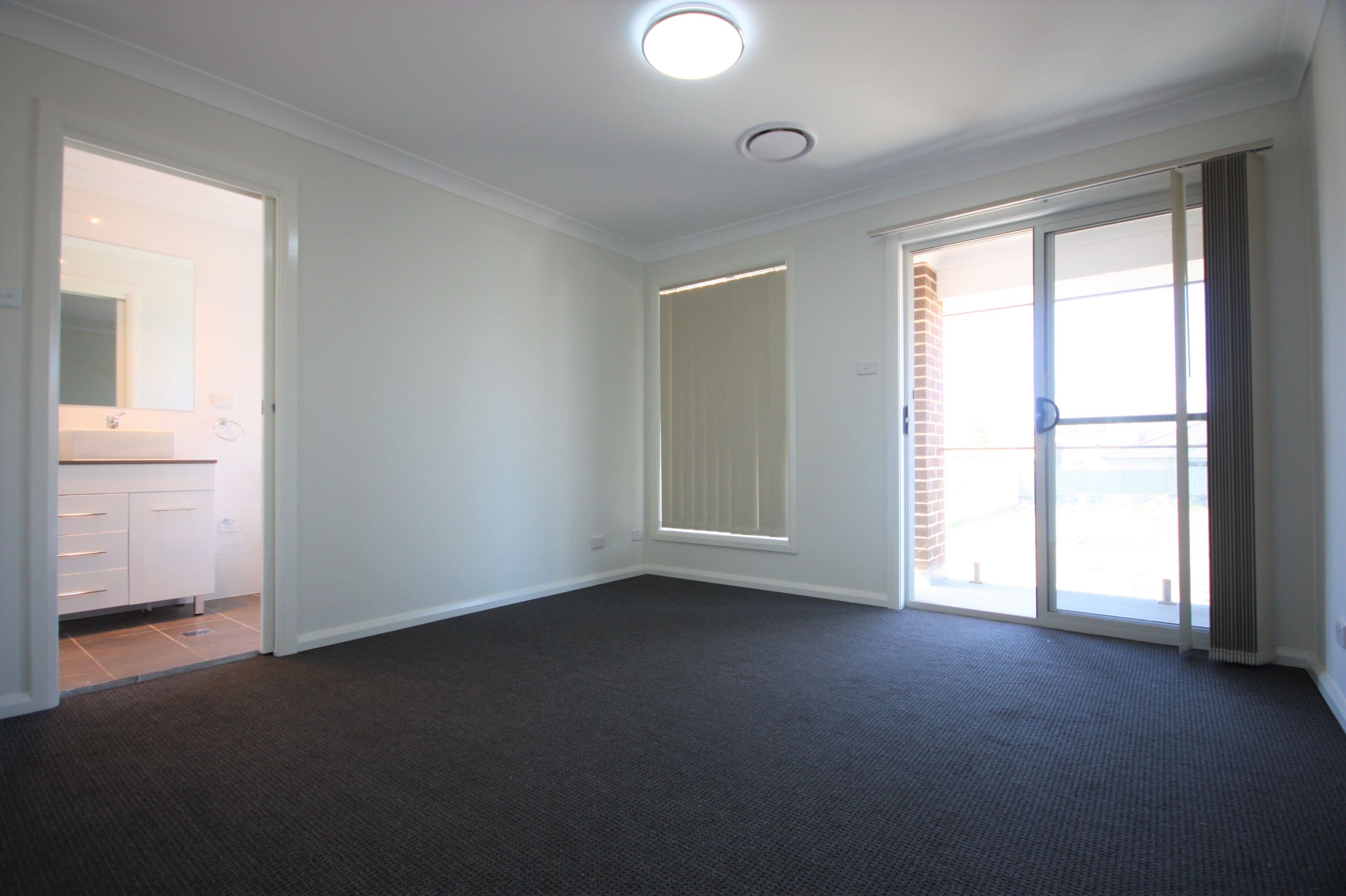 82 Kookaburra Drive, Gregory Hills - Thumbnail 7
