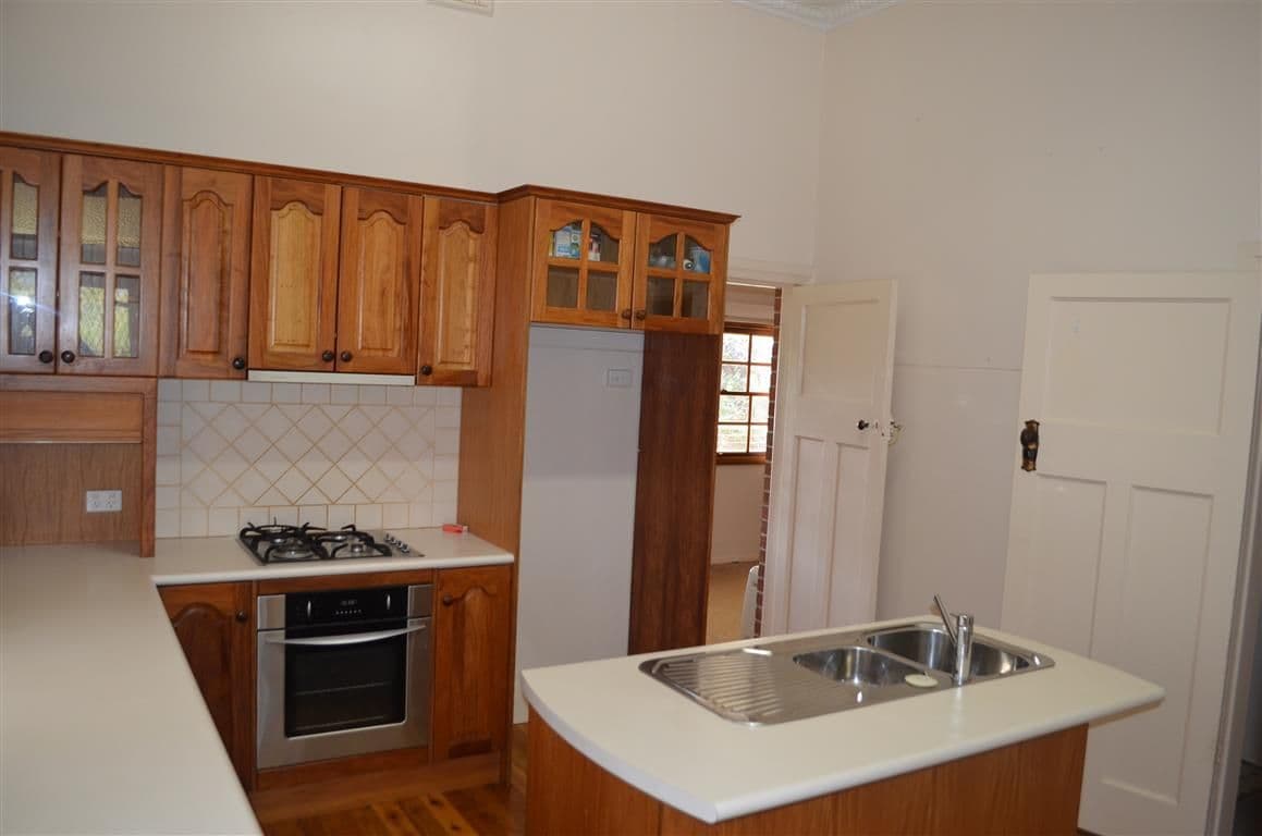199 Wynyard Street, Tumut - Thumbnail 2