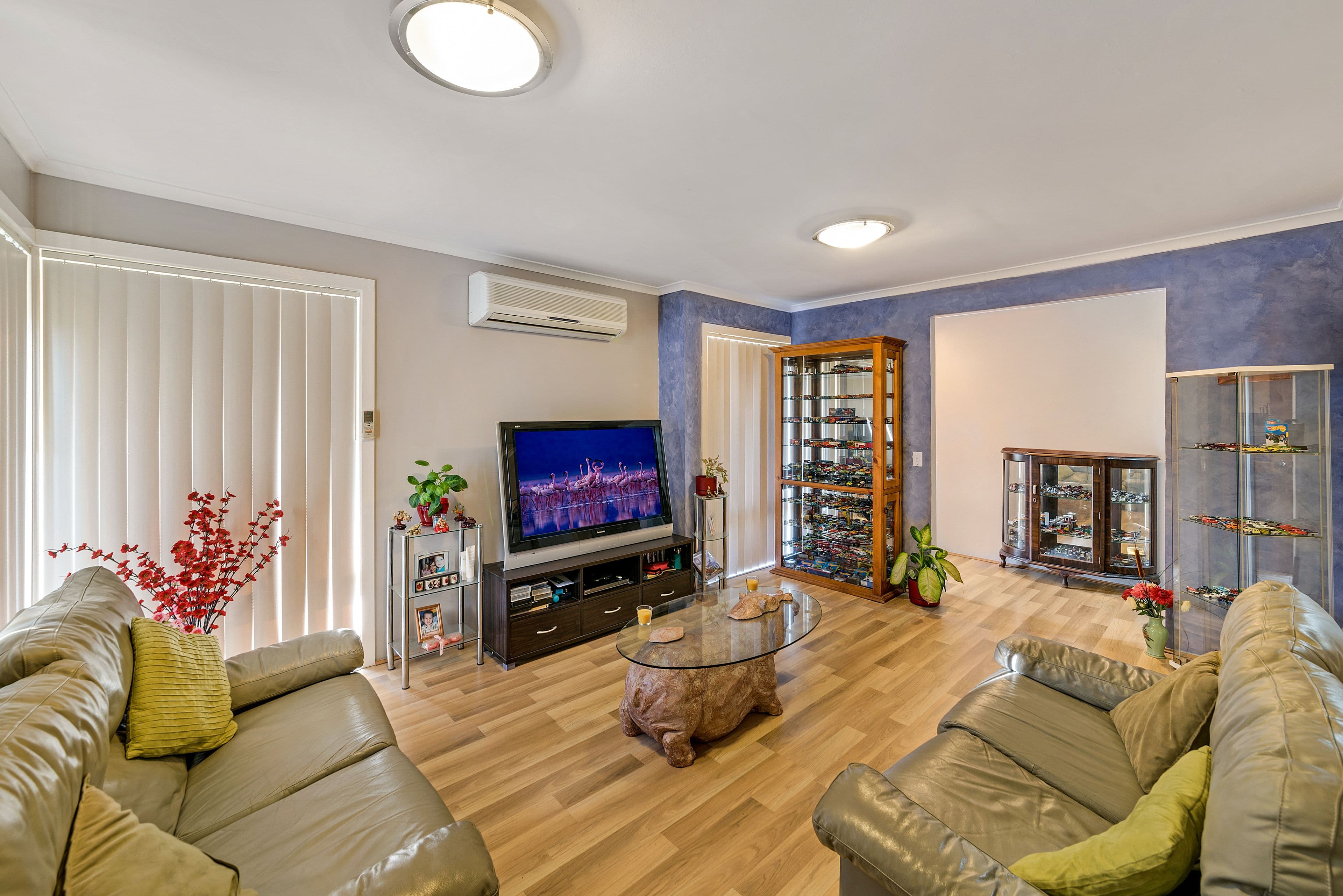 10 Kullaroo Avenue, Bradbury - Thumbnail 2