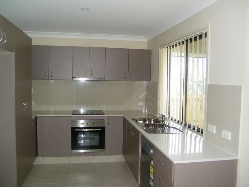 55 Koowin Drive, KIRKWOOD QLD 4680, Kirkwood - Thumbnail 3