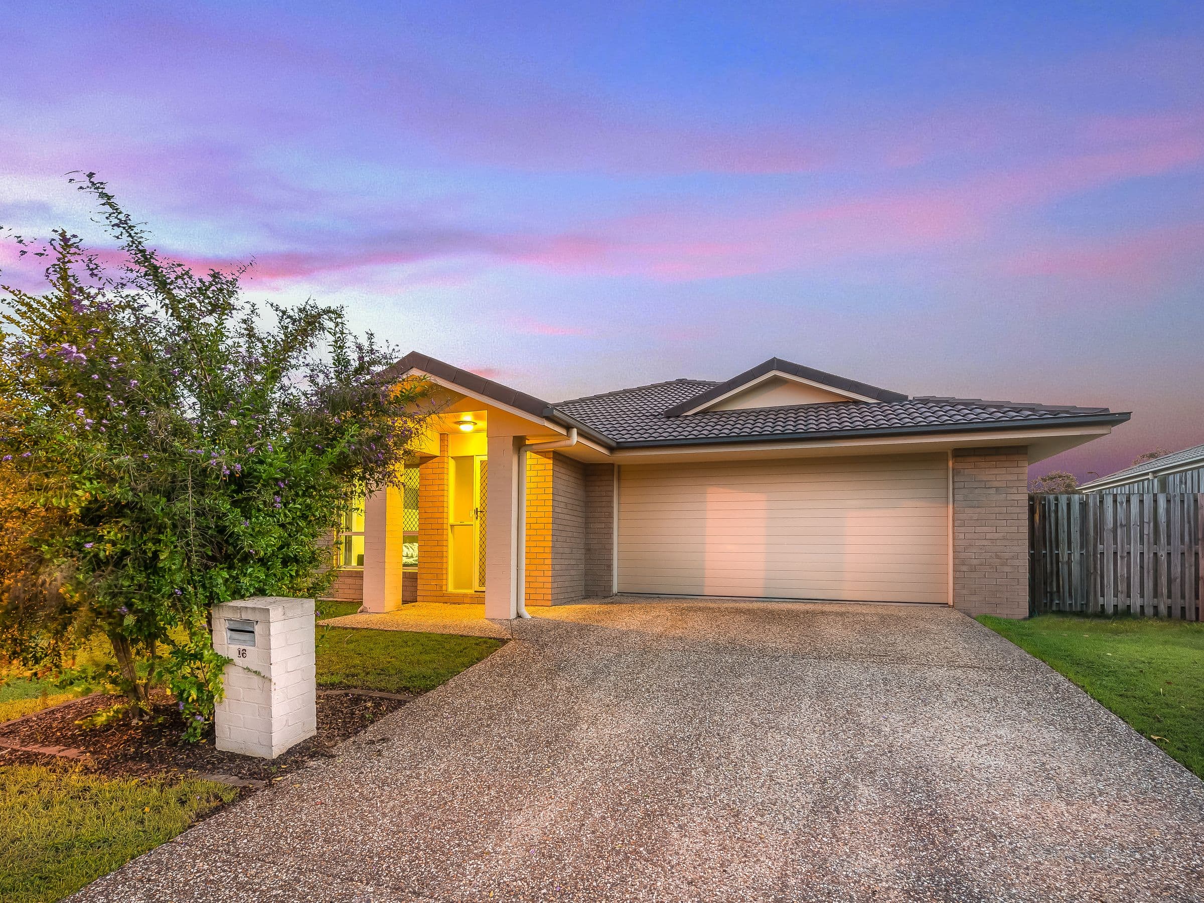 16 Vista Circuit, Bahrs Scrub QLD 4207, Bahrs Scrub - Thumbnail 2