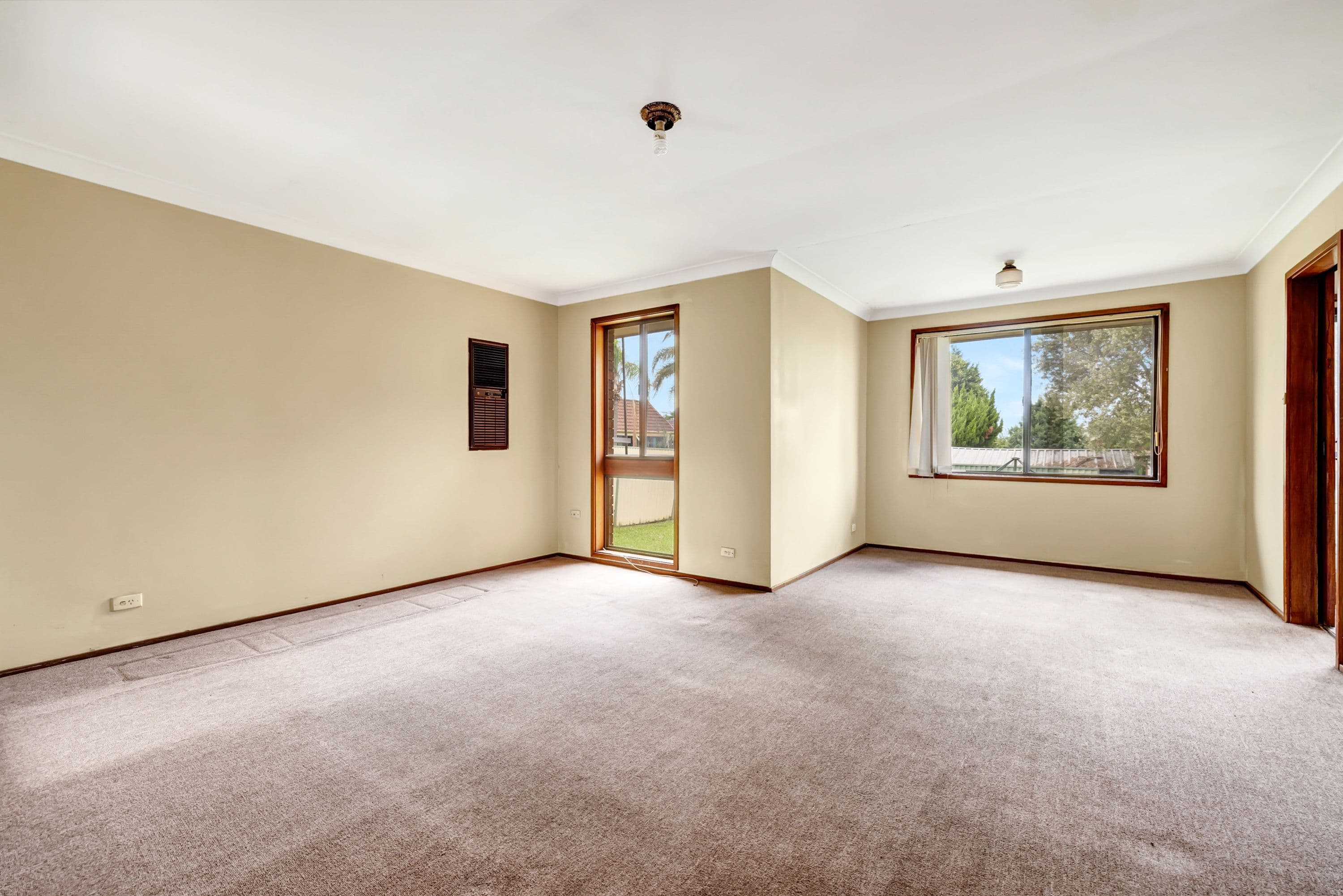 12 Lily Street, Wetherill Park NSW 2164, Wetherill Park - Thumbnail 2