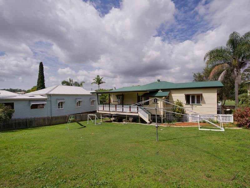 11 Carberry Street, GRANGE QLD 4051, Grange - Thumbnail 5