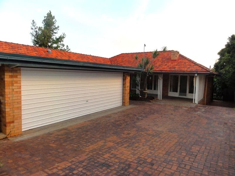11 Berkeley Street, HOLLAND PARK QLD 4121, Holland Park - Thumbnail 2