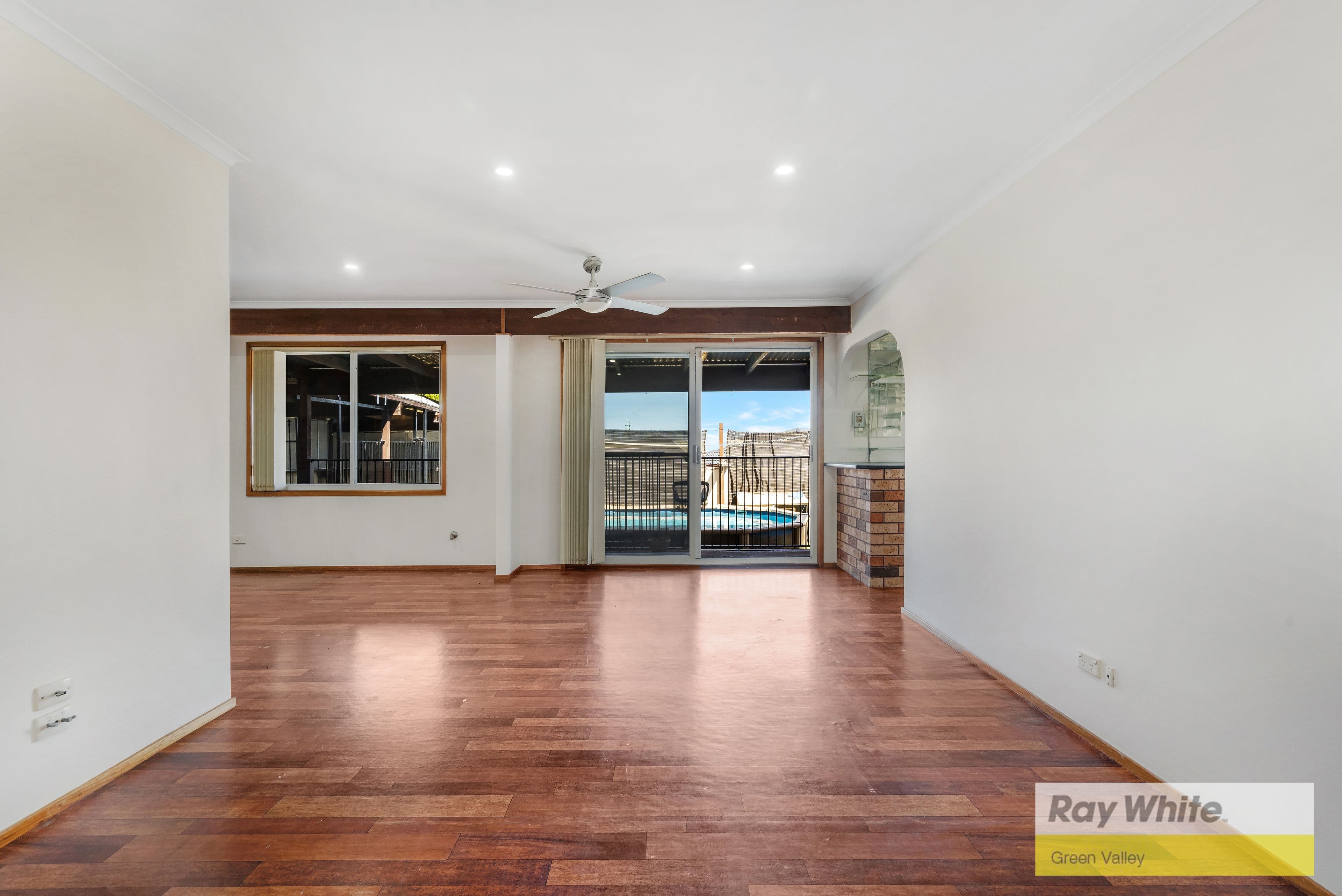 11 Brampton Close, Hinchinbrook NSW 2168, Hinchinbrook - Thumbnail 2