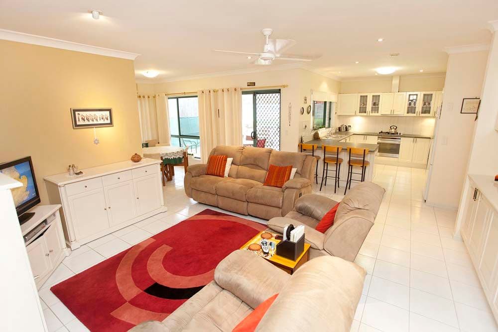 36 Van Dyck Rise (Via Ruisdael Pl), MACKENZIE QLD 4156, Mackenzie - Thumbnail 2