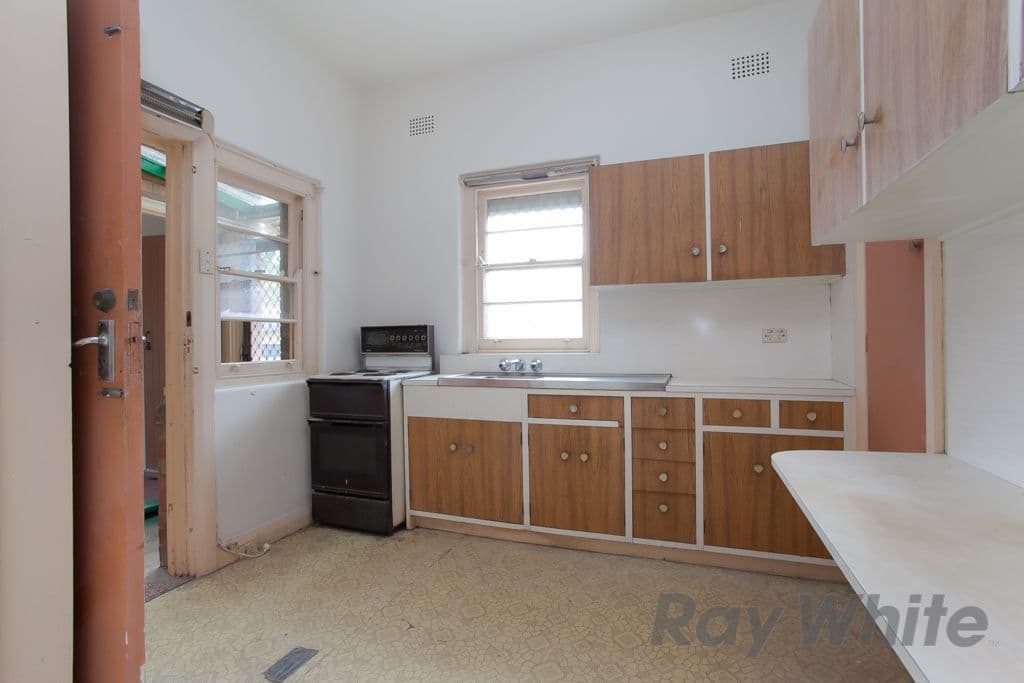 30-32 National Park Street, HAMILTON EAST NSW 2303, Hamilton East - Thumbnail 2