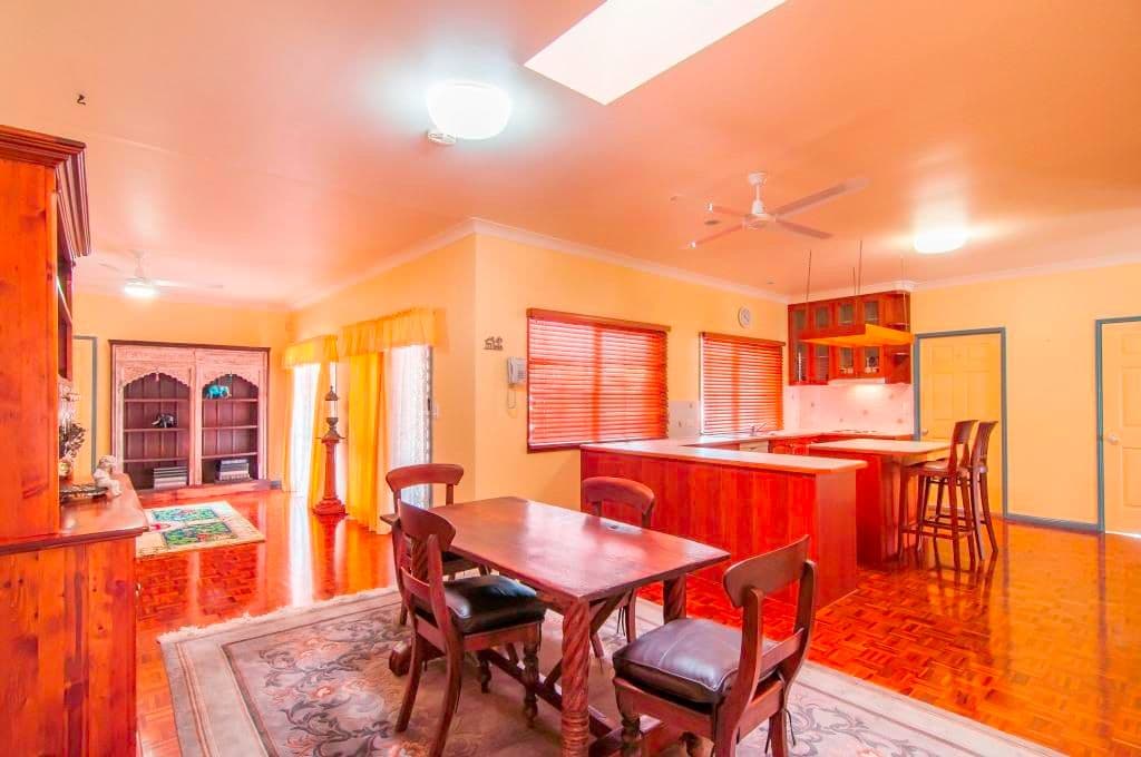 704 Trouts Road, ASPLEY QLD 4034, Aspley - Thumbnail 7