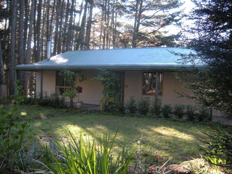 23 Jubilee Avenue, BLACKHEATH NSW 2785, Blackheath - Image 1