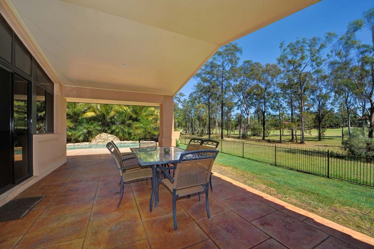 104 Arun Drive, ARUNDEL QLD 4214, Arundel - Thumbnail 3