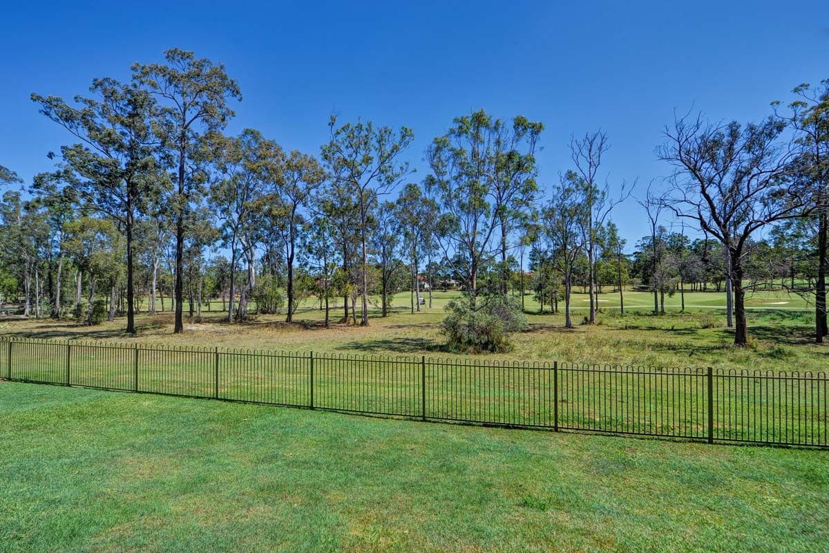 104 Arun Drive, ARUNDEL QLD 4214, Arundel - Thumbnail 4