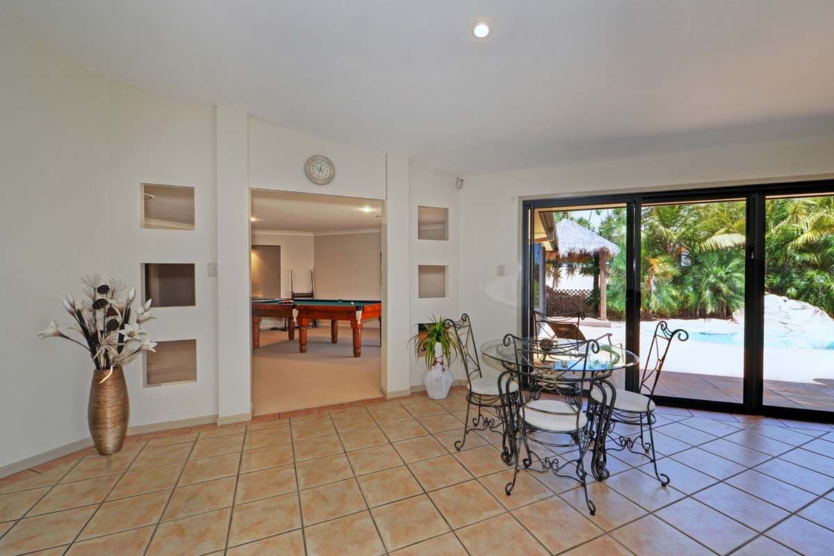 104 Arun Drive, ARUNDEL QLD 4214, Arundel - Thumbnail 8