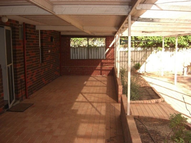 9 Ypres Road, Camillo WA 6111, Camillo - Thumbnail 2