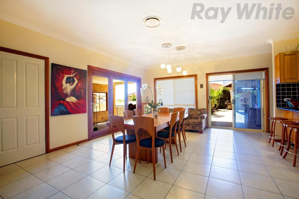 34 Wainewright Avenue, West Hoxton - Thumbnail 3