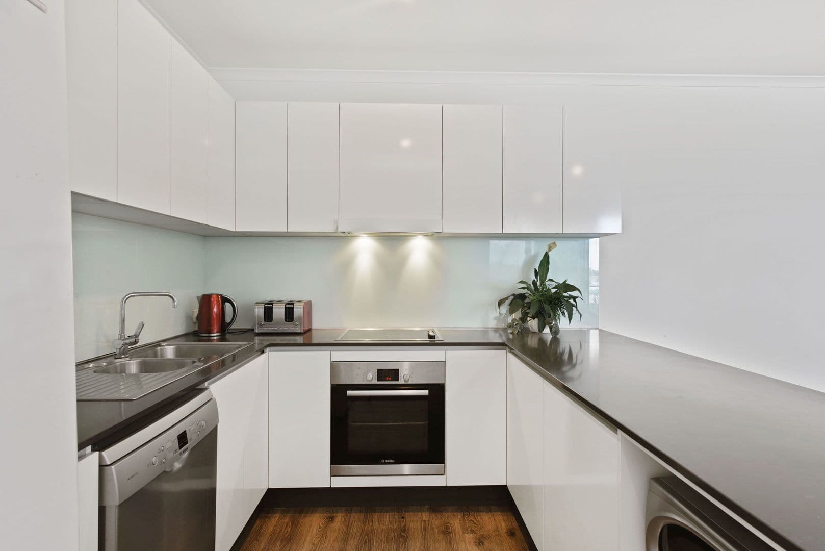 986 Wynnum Road, Cannon Hill QLD 4170, Cannon Hill - Thumbnail 6