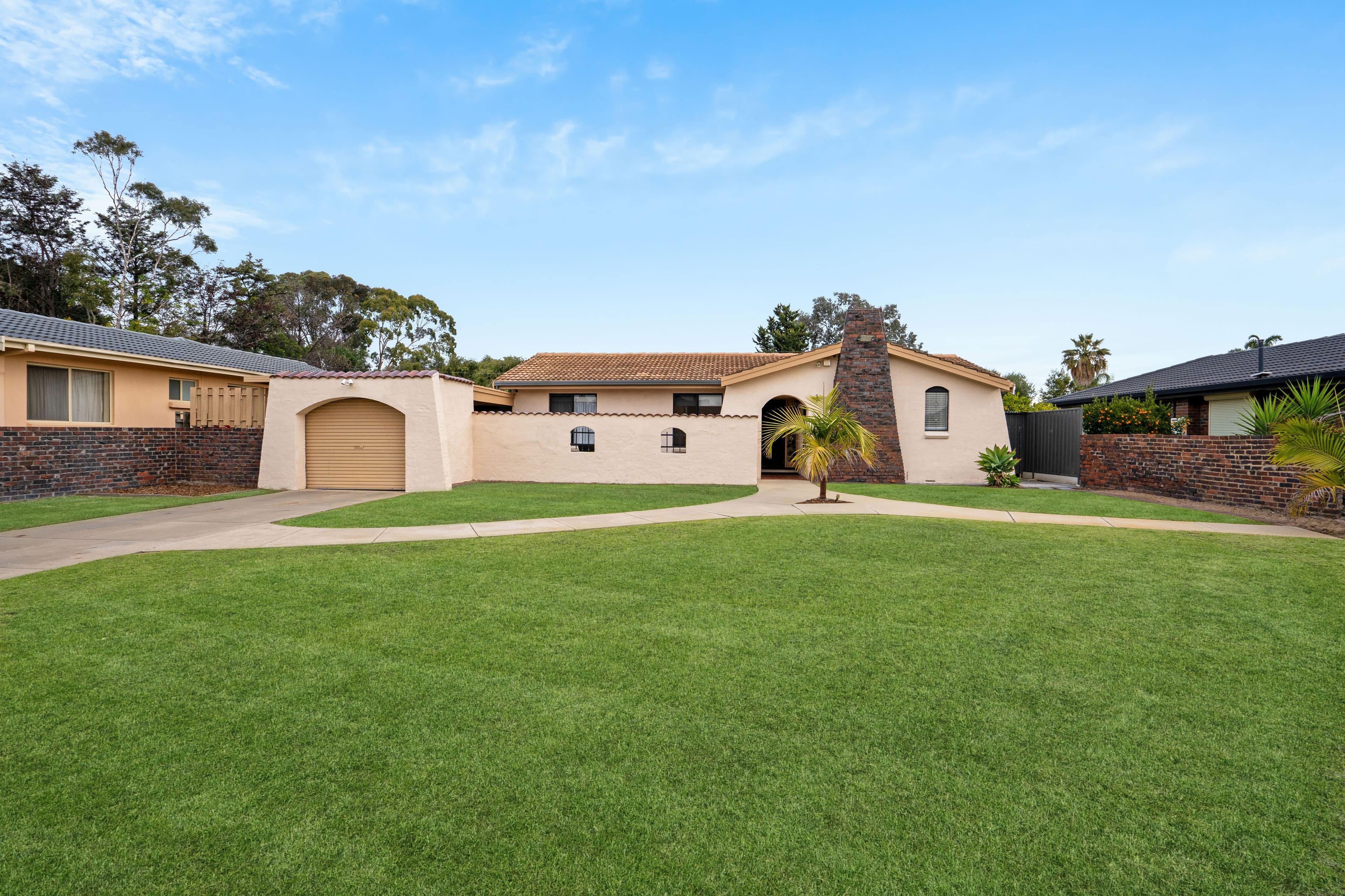 10 Manitoba Way, West Lakes SA 5021, West Lakes - Image 1