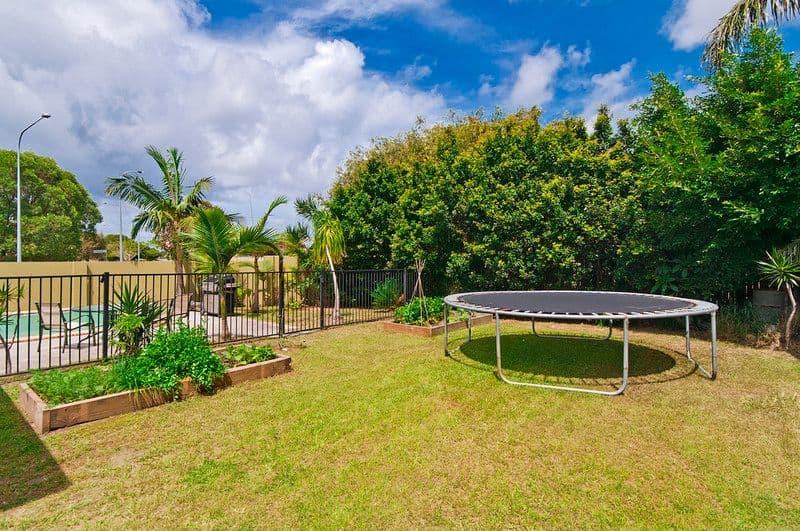 2 Japonica Drive, PALM BEACH QLD 4221, Palm Beach - Thumbnail 7