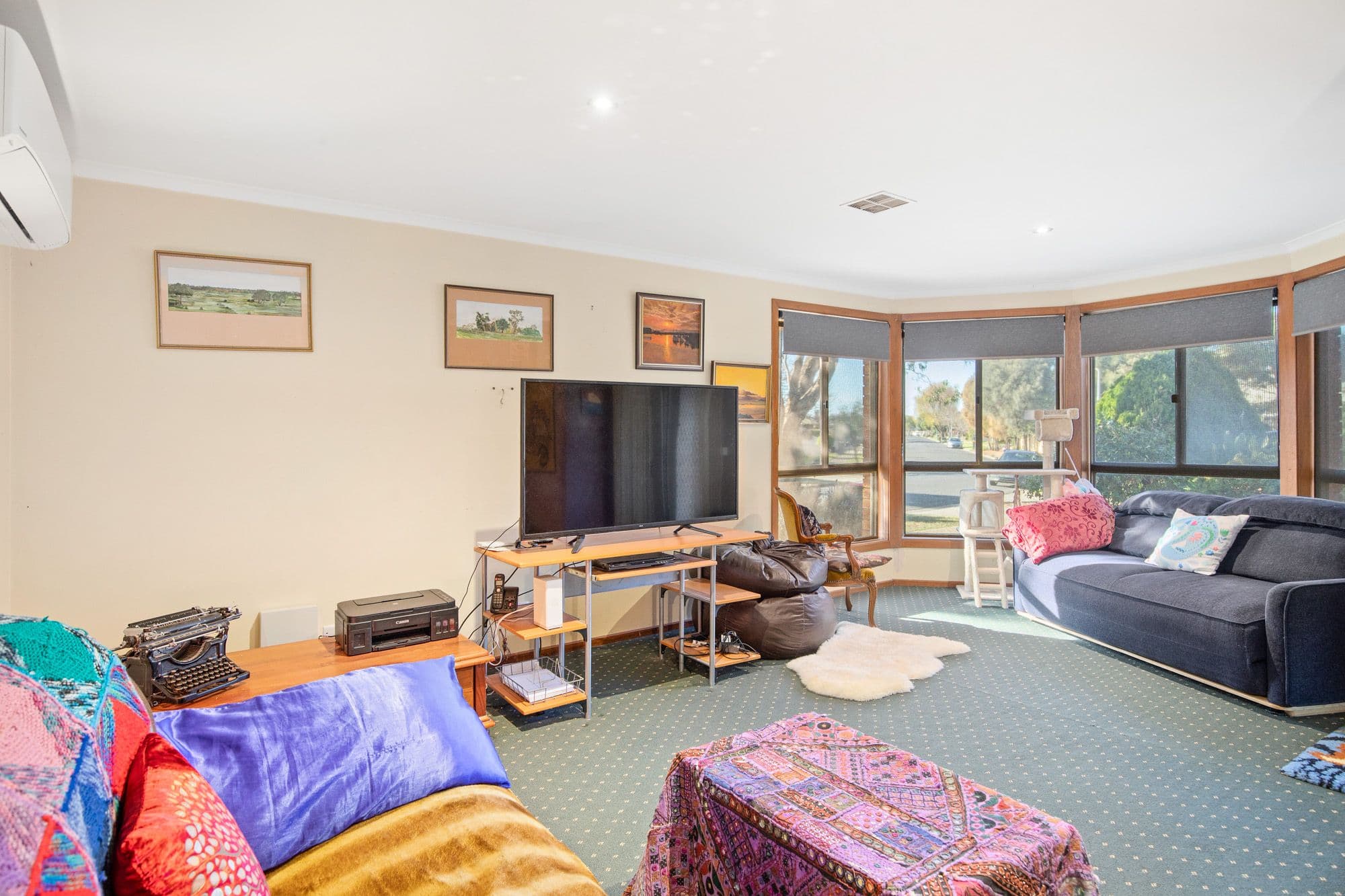 1 Dalvista Court, Werribee VIC 3030, Werribee - Thumbnail 2