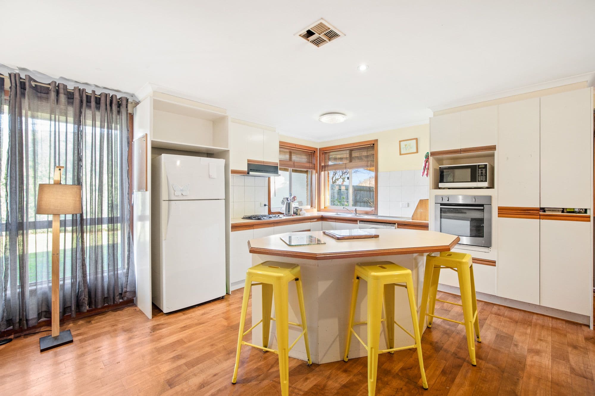 1 Dalvista Court, Werribee VIC 3030, Werribee - Thumbnail 4