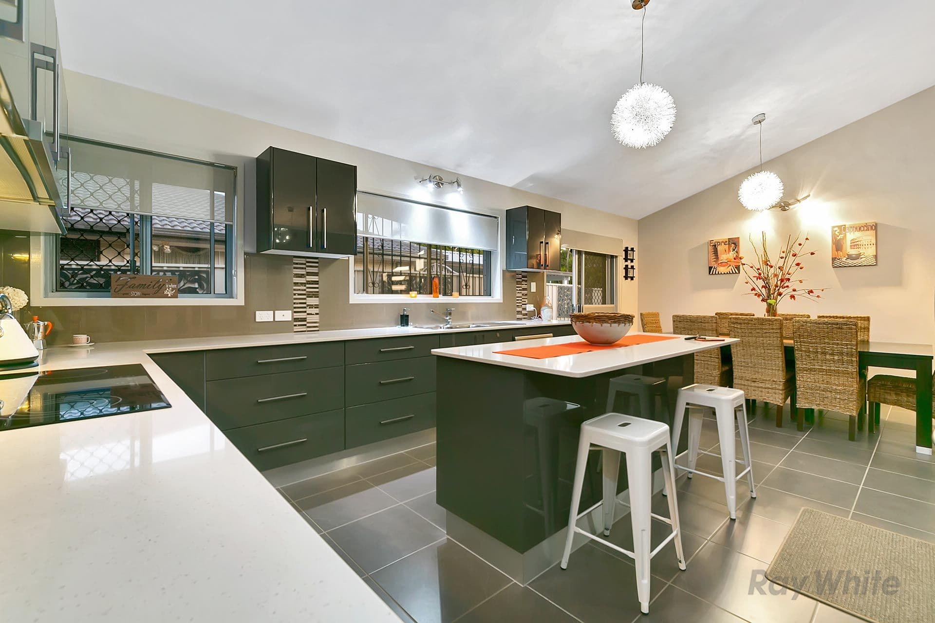 12 Dromos Street, Eight Mile Plains QLD 4113, Eight Mile Plains - Thumbnail 2