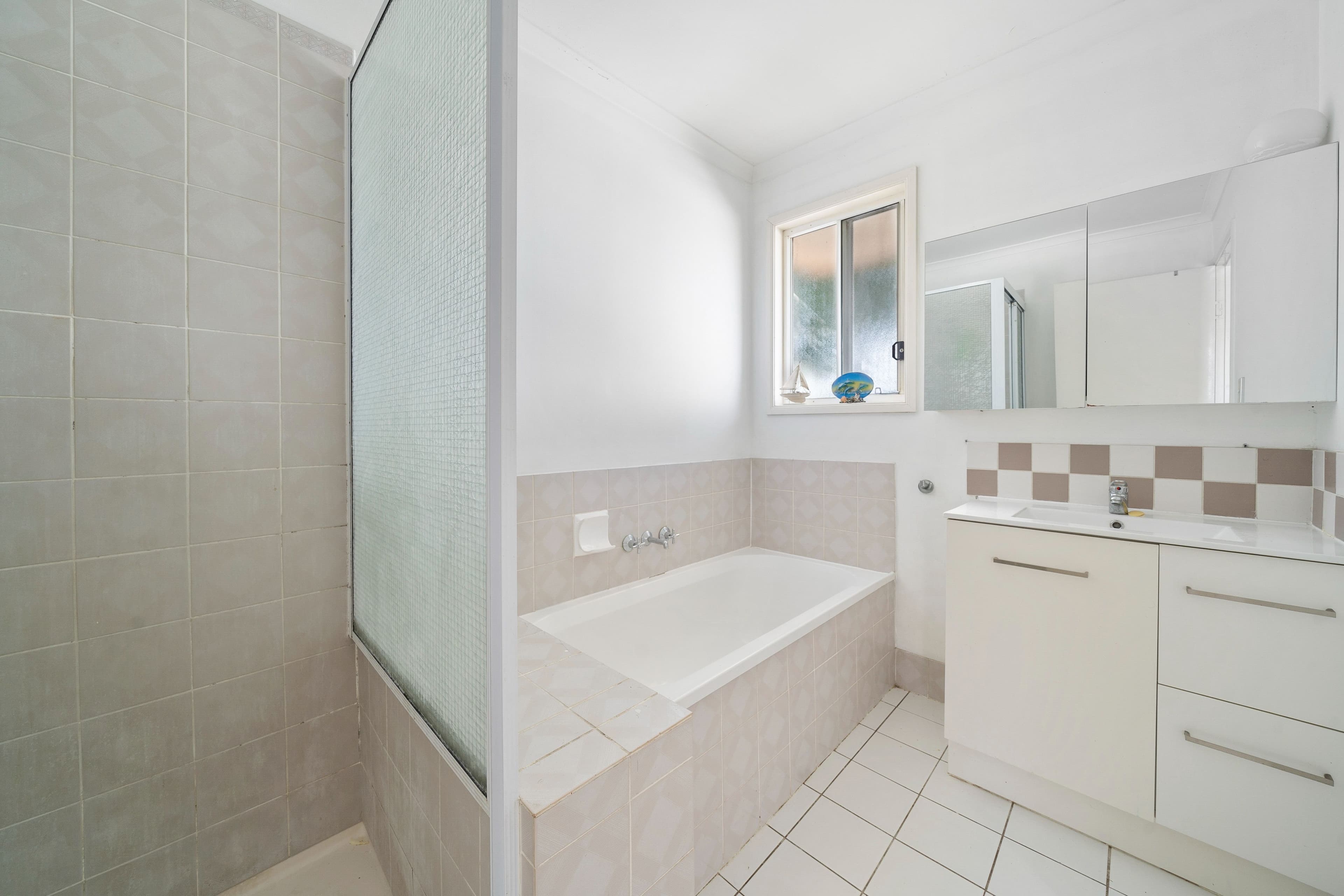 50 Castile Crescent, Edens Landing QLD 4207, Edens Landing - Thumbnail 4