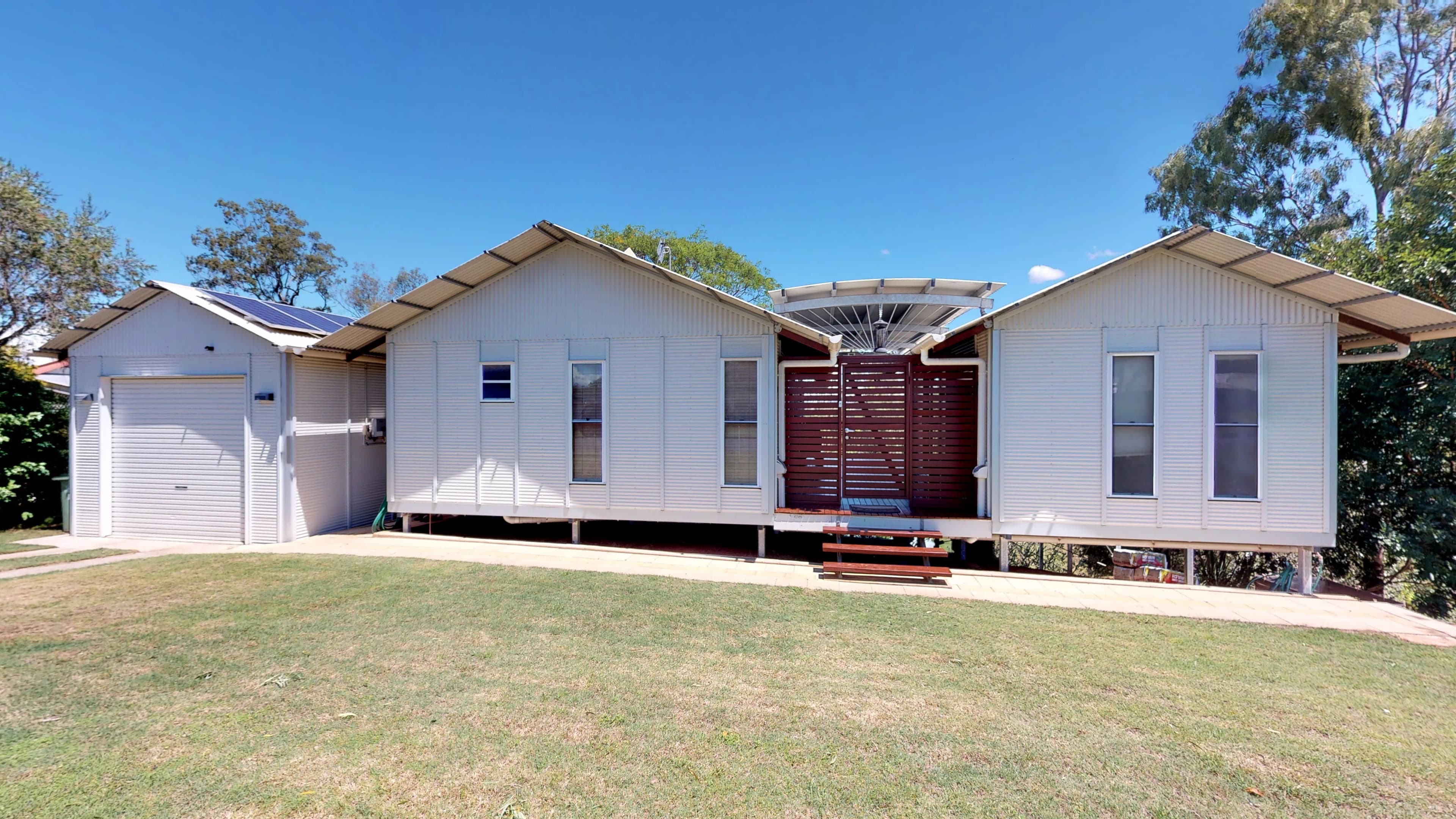 64 Bellambi Street, Toogoolawah QLD 4313, Toogoolawah - Thumbnail 2