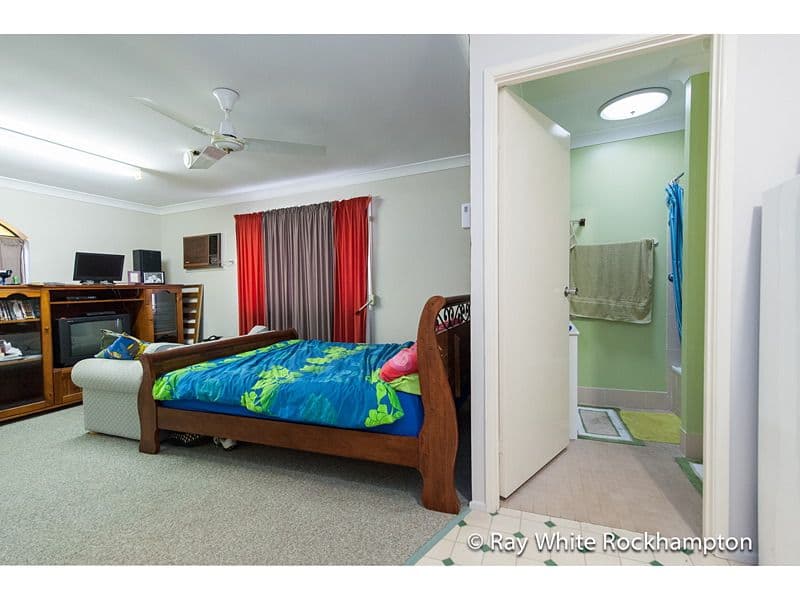 17 Kelman Street, NORMAN GARDENS QLD 4701, Norman Gardens - Thumbnail 8
