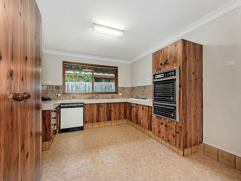 15 Narooma Place, Helensvale QLD 4212, Helensvale - Thumbnail 3