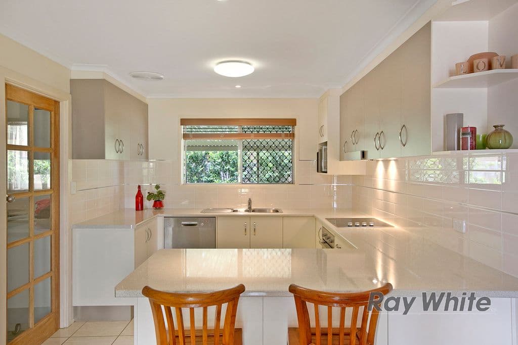 Unit 2, 59 Wellington Street, ORMISTON QLD 4160, Ormiston - Thumbnail 4