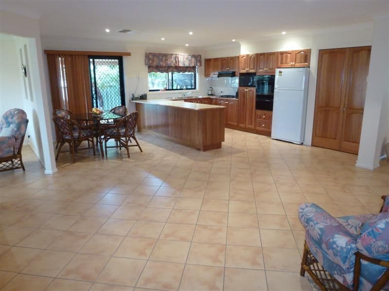 22 Castlereagh Avenue, DUBBO NSW 2830, Dubbo - Thumbnail 2