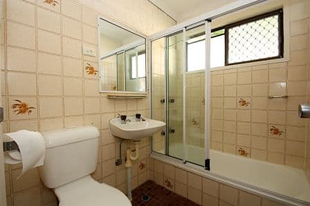 19 Clifton Street, BOOVAL QLD 4304, Booval - Thumbnail 8