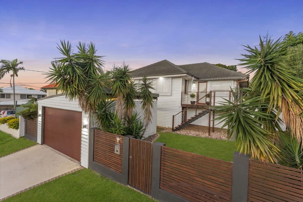 17 Chisholm Street, Stafford Heights QLD 4053, Stafford Heights - Image 1