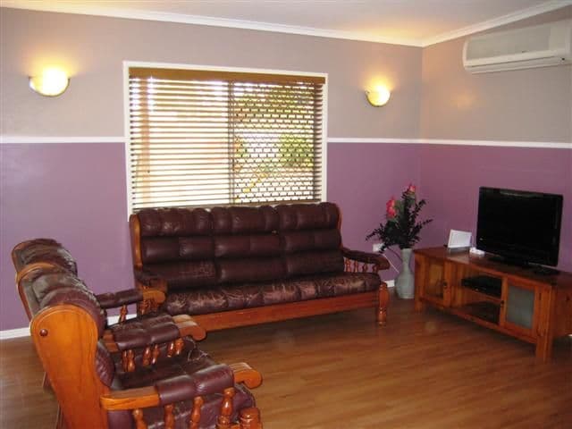 51 Mars Crescent, GLADSTONE QLD 4680, Gladstone - Thumbnail 3