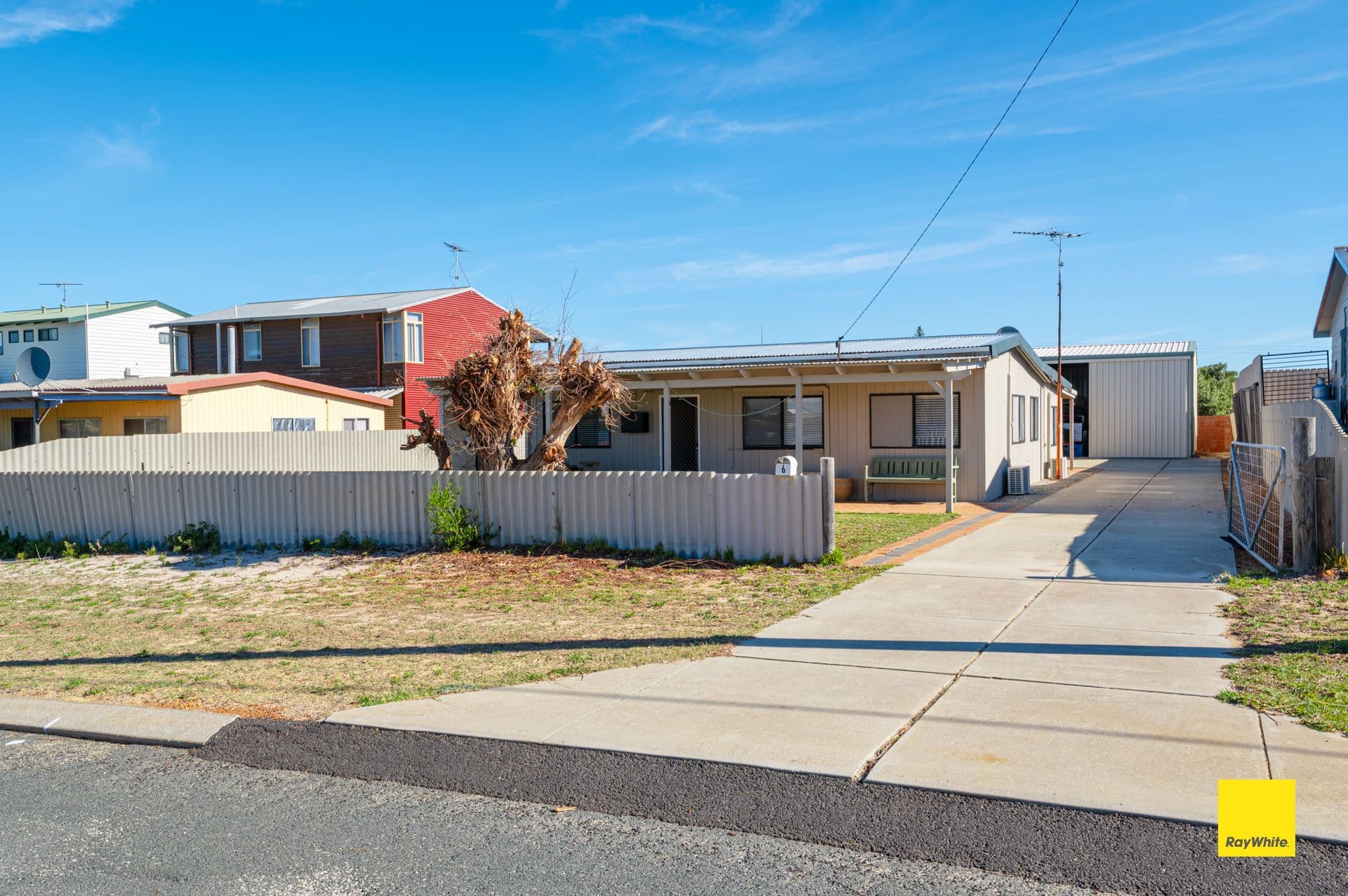 6 Douglas Street, Seabird WA 6042, Seabird - Thumbnail 2
