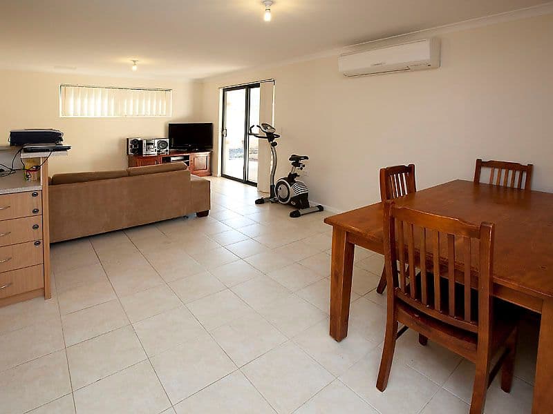 8b Barnfield Drive, ELLENBROOK WA 6069, Ellenbrook - Thumbnail 5