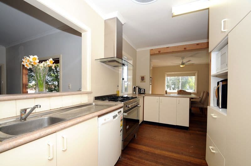 32 Green Street, NOBLE PARK VIC 3174, Noble Park - Thumbnail 2