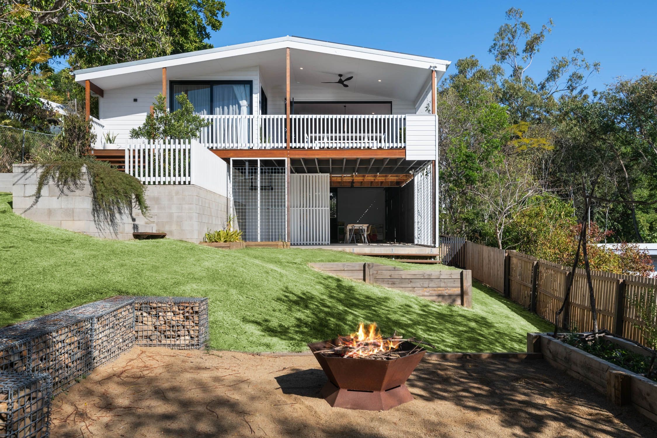 11 Atkins Street, Red Hill QLD 4059, Red Hill - Thumbnail 2