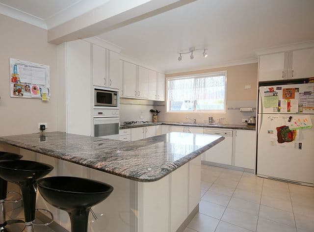 34 Donington Avenue, GEORGES HALL NSW 2198, Georges Hall - Thumbnail 6
