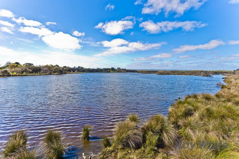 6 Surrey Road, WILSON WA 6107, Wilson - Thumbnail 8