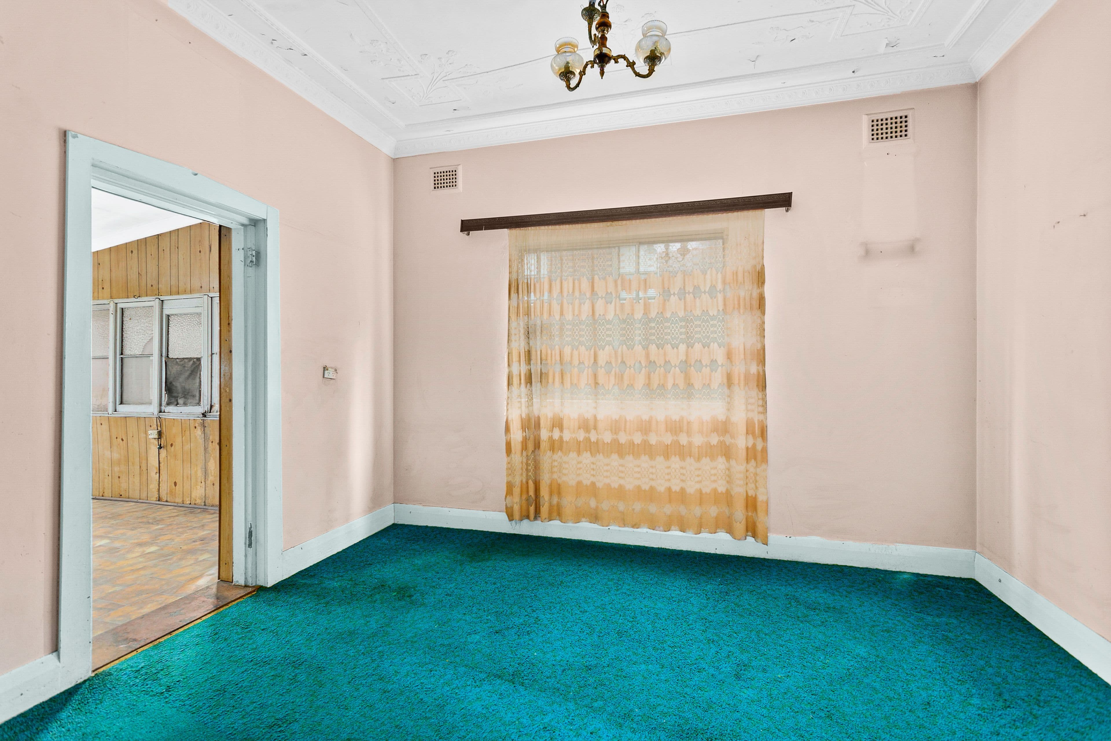 41 Knoll Avenue, Turrella NSW 2205, Turrella - Thumbnail 2