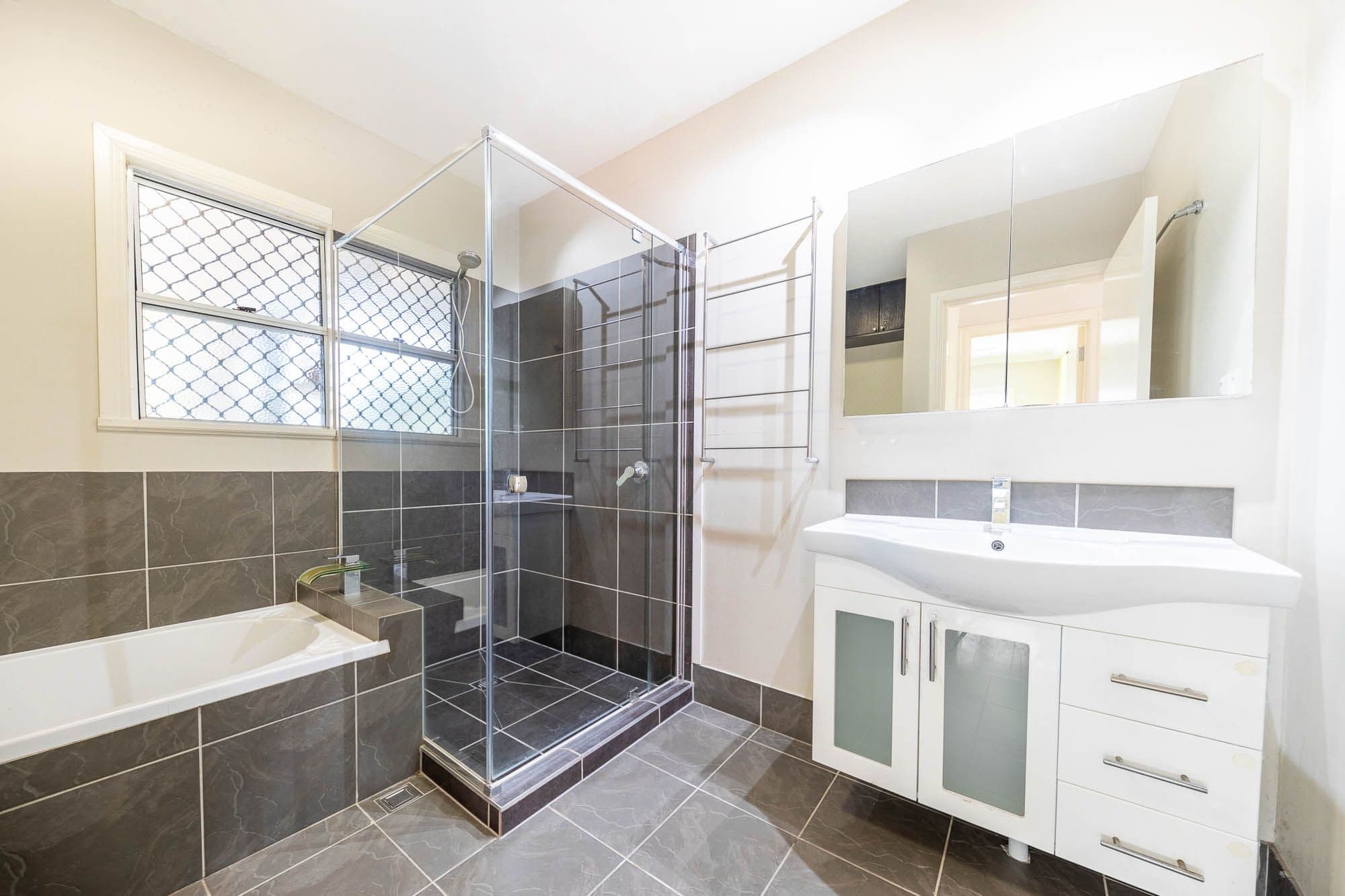 29 Gearside Street, Everton Park QLD 4053, Everton Park - Thumbnail 7