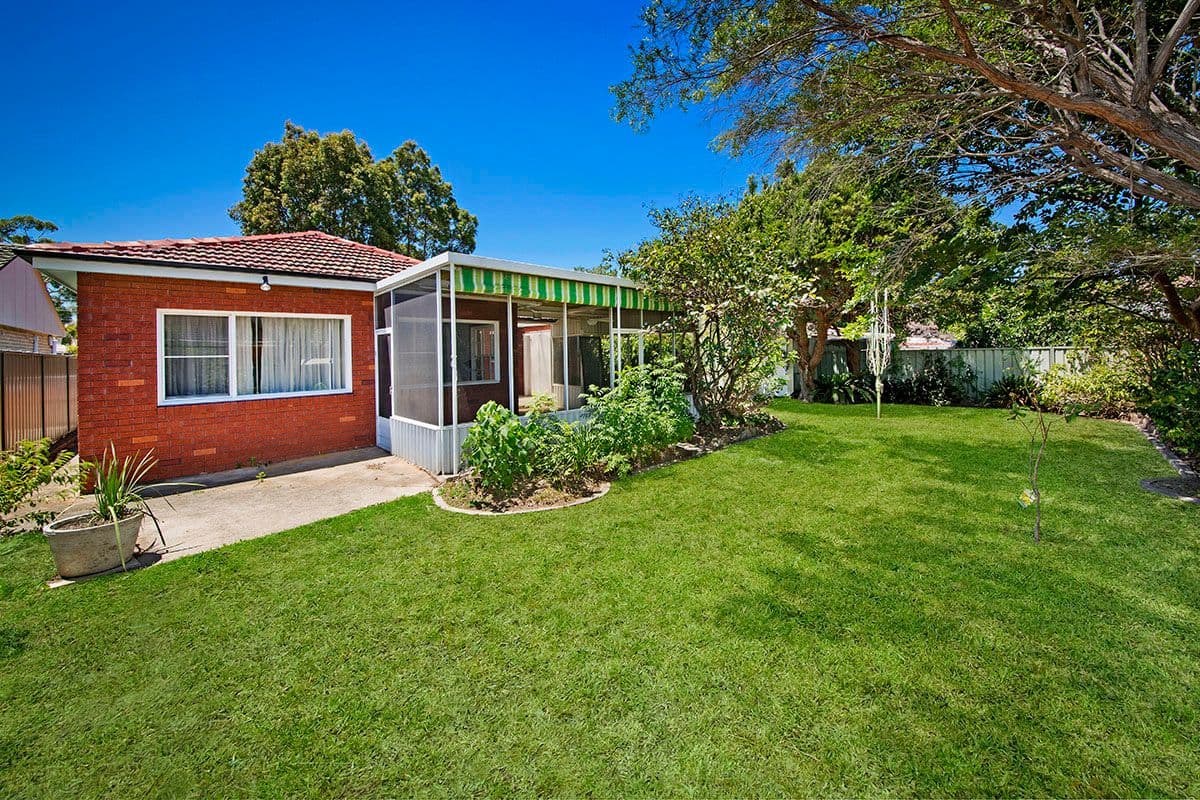 211 Belgrave Esplanade, Sylvania Waters - Image 1