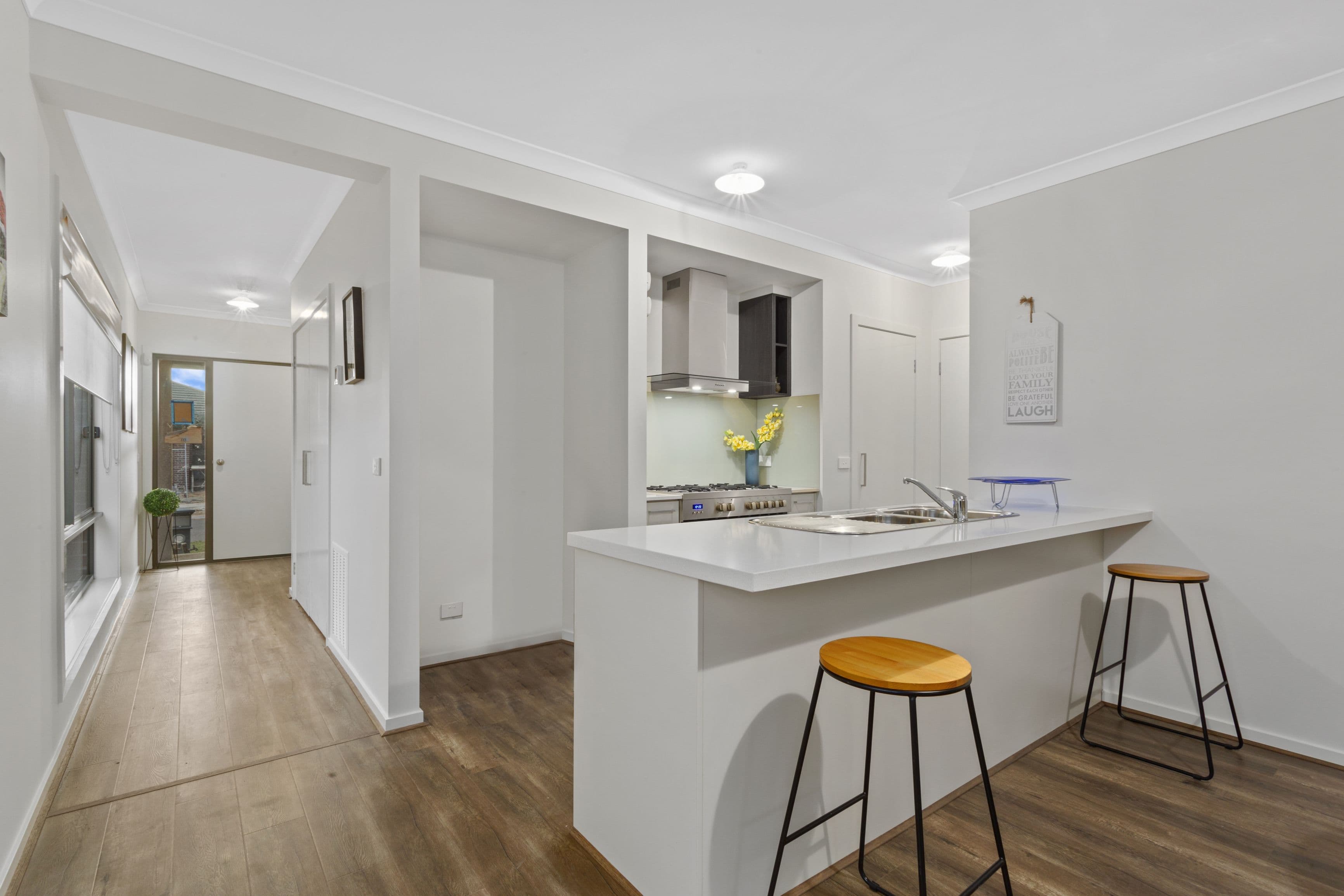 20 Mottlecah Circuit, Craigieburn VIC 3064, Craigieburn - Thumbnail 2