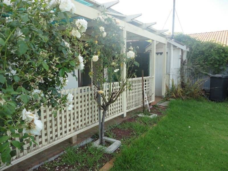 131 Baker Street, TEMORA NSW 2666, Temora - Thumbnail 2